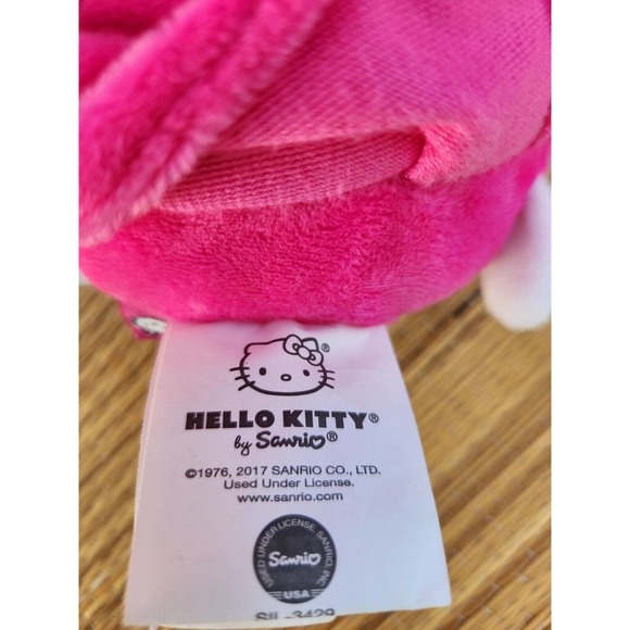 Hello Kitty Plush BANK Figural Piggy Bank Molded Plastic coin stopper 8" NWOT - Picture 7 of 9